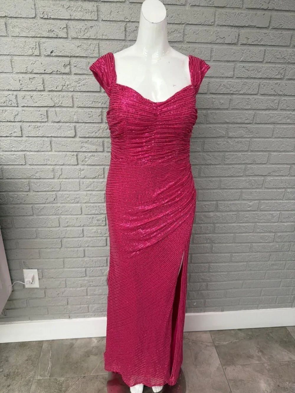Elegant Pink Sequined Ruched Cap- Sleeve Slit Gown Size 12